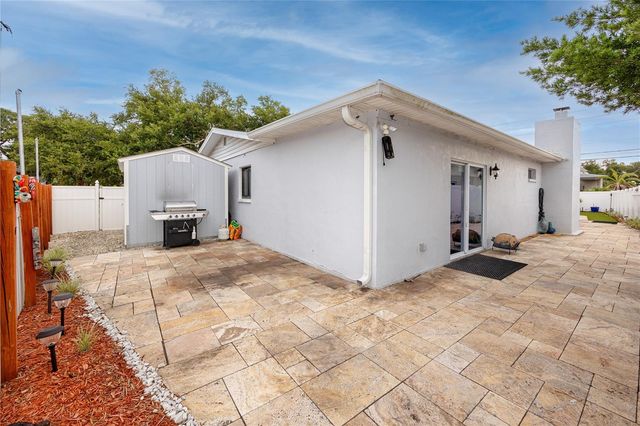 6200 52ND AVENUE N, St Petersburg, FL 33709
