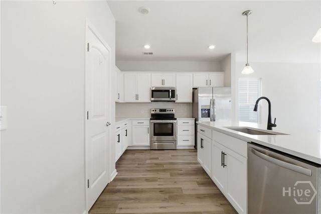 206 Flagler Drive, Savannah, GA 31419