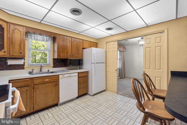 6417 LOCHRIDGE RD, Columbia, MD 21044