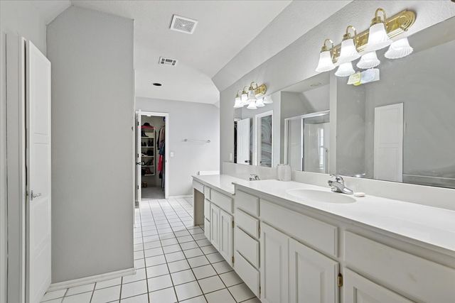 7686 Fulton Avenue, Tulsa, OK 74136