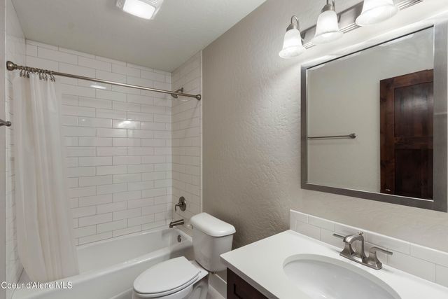 2403 Shady Oak, Sandpoint, ID 83864