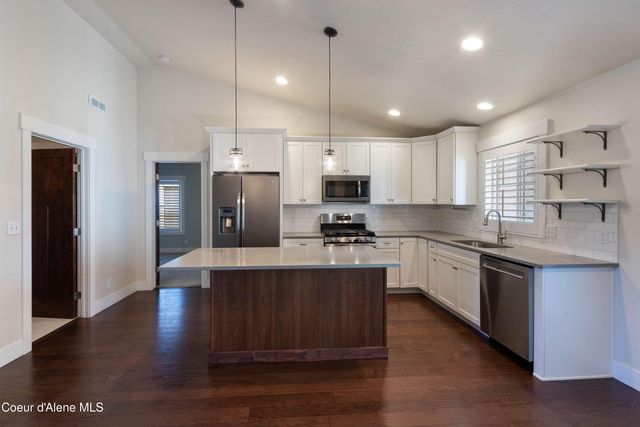 2403 Shady Oak, Sandpoint, ID 83864