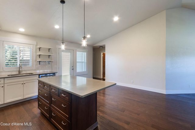 2403 Shady Oak, Sandpoint, ID 83864