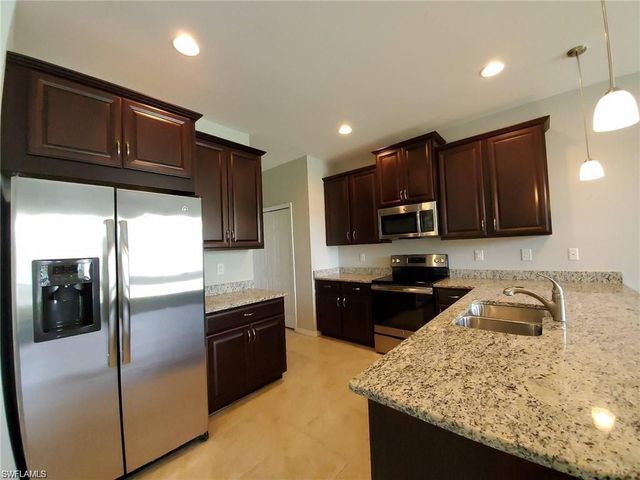 3878 Burrfield ST, Fort Myers, FL 33916