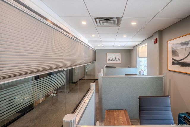 36-36 Main Street 6N, Flushing, NY 11354