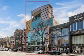 36-36 Main Street 6N, Flushing, NY 11354