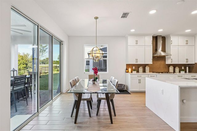 710 CREEPING FIG STREET, Apopka, FL 32703