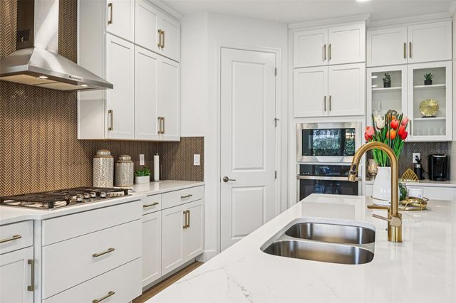 710 CREEPING FIG STREET, Apopka, FL 32703