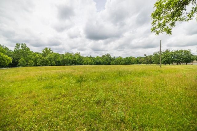 15518 Washington School Road, Excelsior Springs, MO 64024