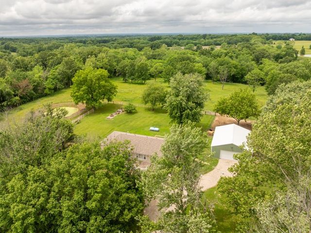 15518 Washington School Road, Excelsior Springs, MO 64024