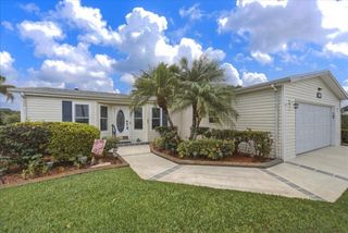 3241 Scarlet Tanager Court, Port St. Lucie, FL 34952