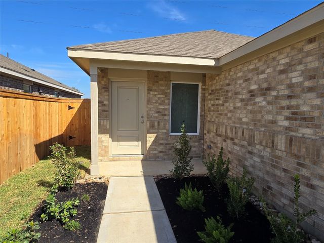 1539 Gentle Wind Court, Angleton, TX 77515