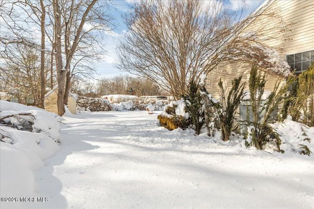 536 Deer Creek Court, Jackson, NJ 08527