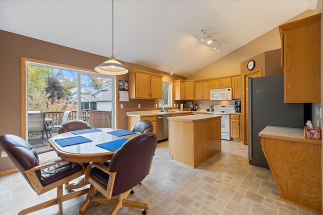 636 Ridgewood Lane, Delano, MN 55328