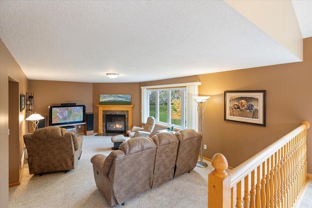 636 Ridgewood Lane, Delano, MN 55328