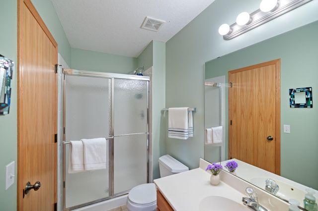 636 Ridgewood Lane, Delano, MN 55328