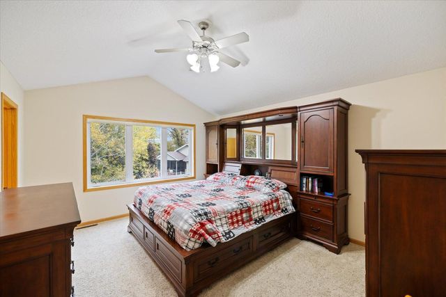 636 Ridgewood Lane, Delano, MN 55328