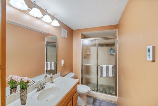 636 Ridgewood Lane, Delano, MN 55328