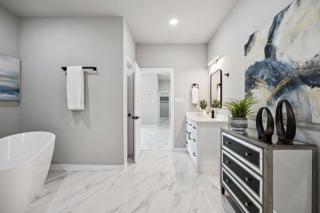 10 Chisholm Trail, Lucas, TX 75002