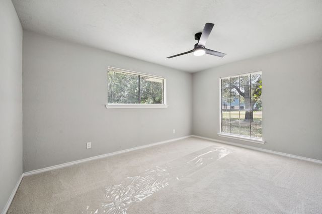 10 Chisholm Trail, Lucas, TX 75002