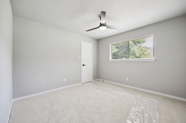 10 Chisholm Trail, Lucas, TX 75002