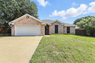 4024 Cypress Gardens Drive, Fort Worth, TX 76123