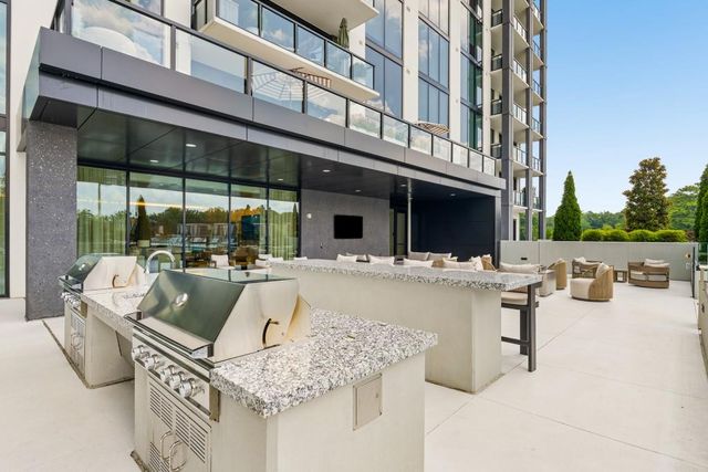 2425 Peachtree Road NE 607, Atlanta, GA 30305