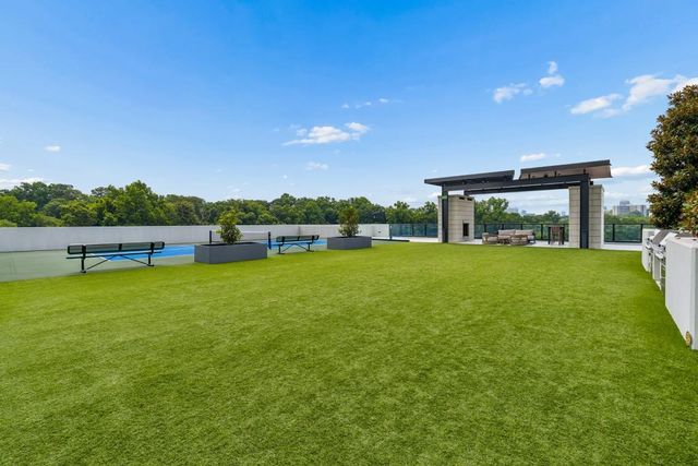 2425 Peachtree Road NE 607, Atlanta, GA 30305