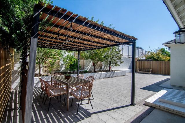 2826 N Keystone, Burbank, CA 91504