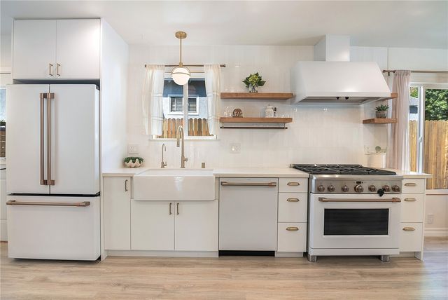 2826 N Keystone, Burbank, CA 91504