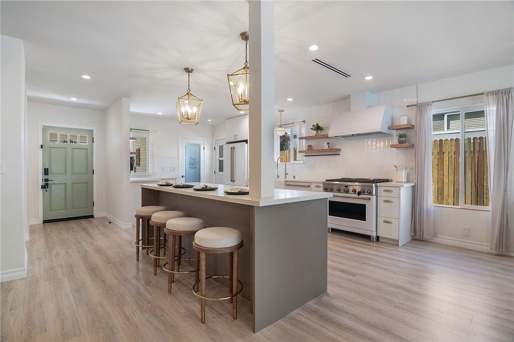 2826 N Keystone, Burbank, CA 91504 — photo 3