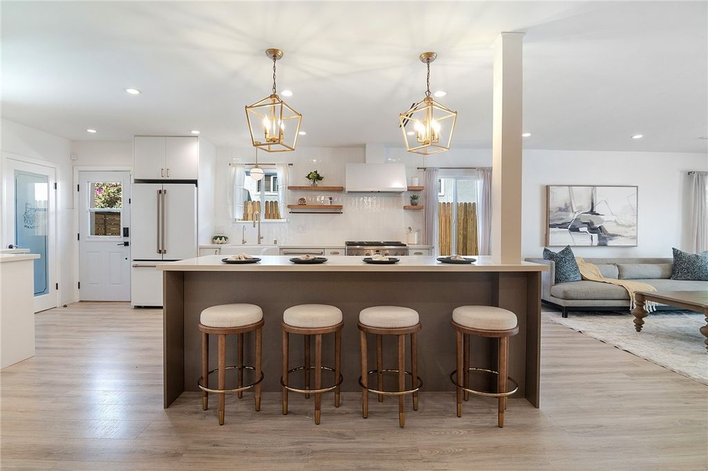 2826 N Keystone, Burbank, CA 91504 — photo 4