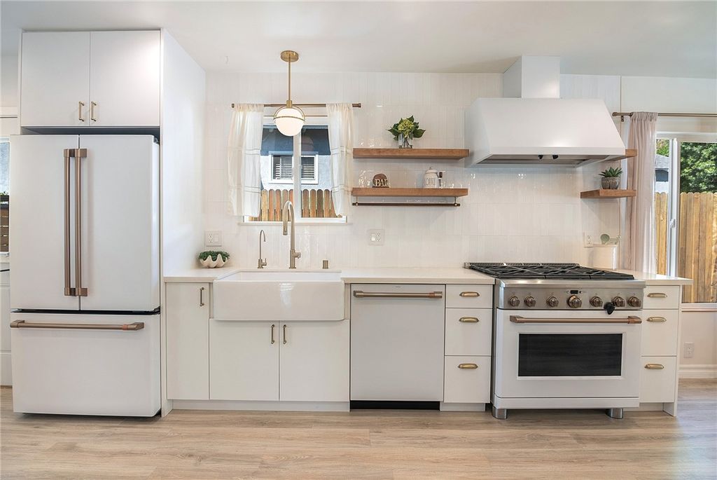 2826 N Keystone, Burbank, CA 91504 — photo 5