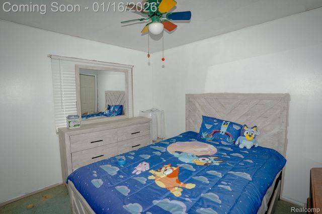 39435 Prentiss Street, Harrison Charter Township, MI 48045