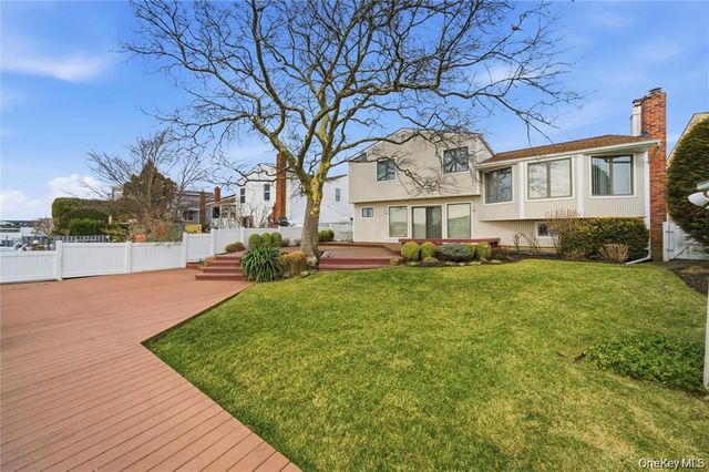3094 Riverside Drive, Wantagh, NY 11793