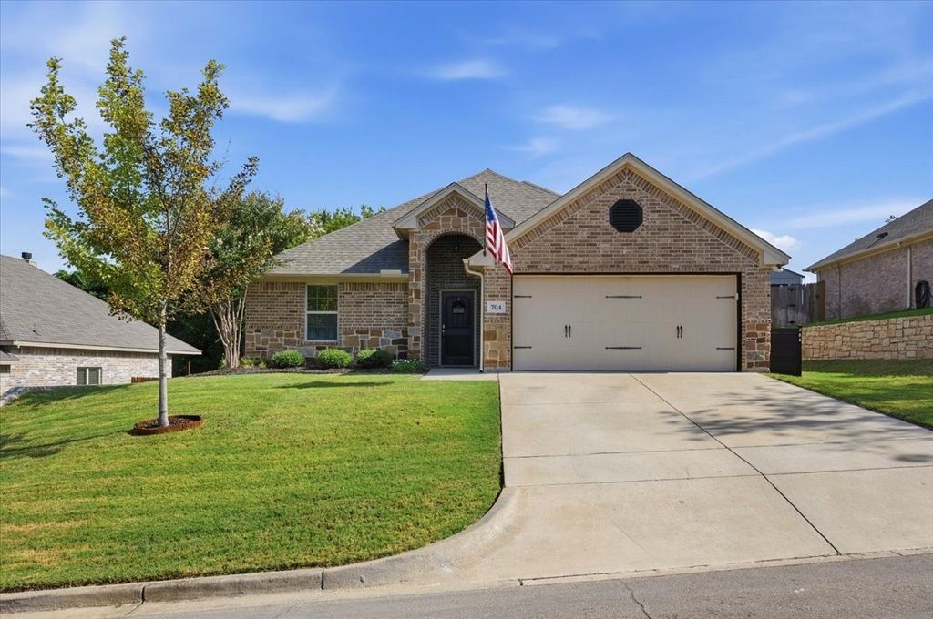 704 Westgate Drive, Aledo, TX 76008 — exterior