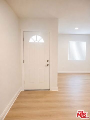 227 E 103rd Street, Los Angeles, CA 90003