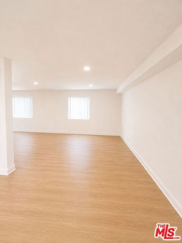 227 E 103rd Street, Los Angeles, CA 90003