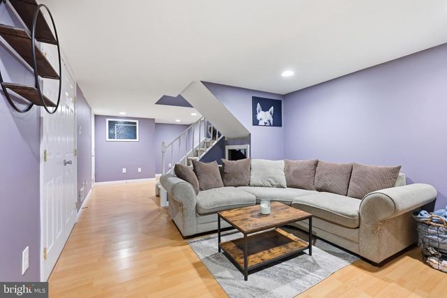 6 FLEMING ST, Newark, DE 19713