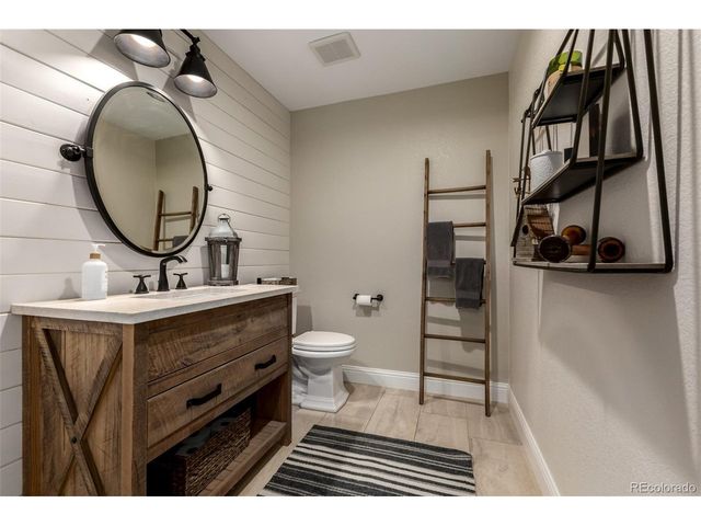 7258 Kendrick St, Arvada, CO 80007