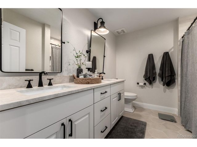 7258 Kendrick St, Arvada, CO 80007