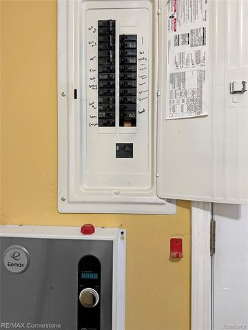 391 Arcola Street, Inkster, MI 48141