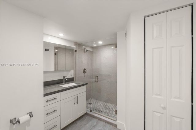 1301 NE Miami Gardens Dr 1226W, Miami, FL 33179