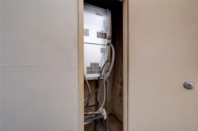 1301 NE Miami Gardens Dr 1226W, Miami, FL 33179