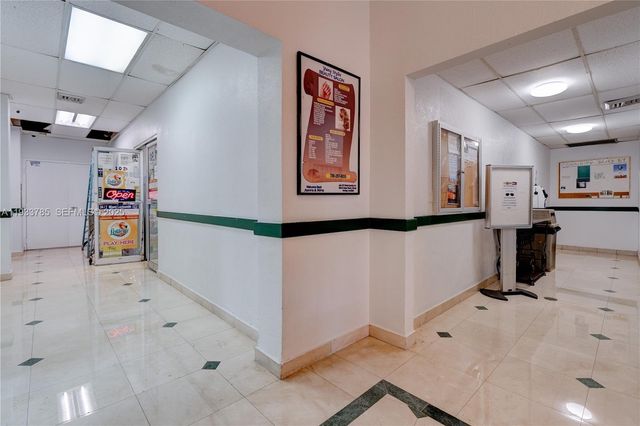 1301 NE Miami Gardens Dr 1226W, Miami, FL 33179