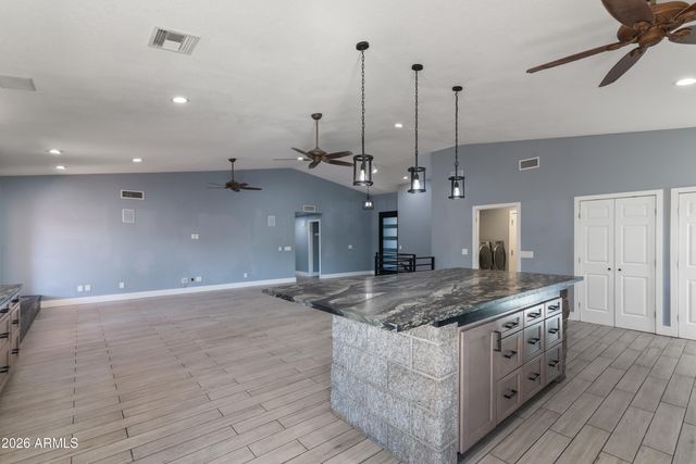 12332 N 71ST Lane, Peoria, AZ 85381