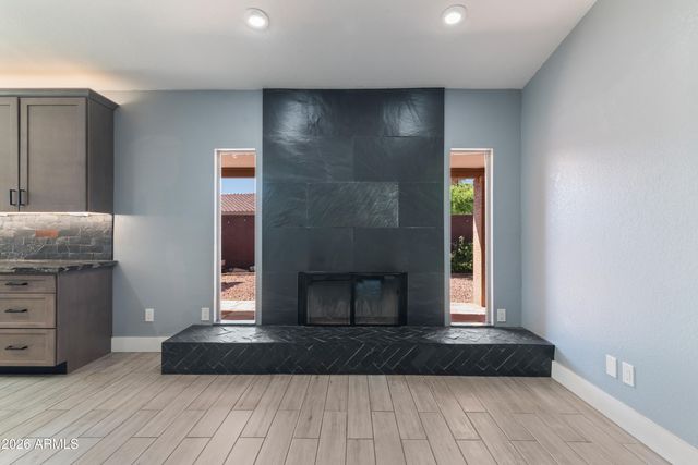 12332 N 71ST Lane, Peoria, AZ 85381