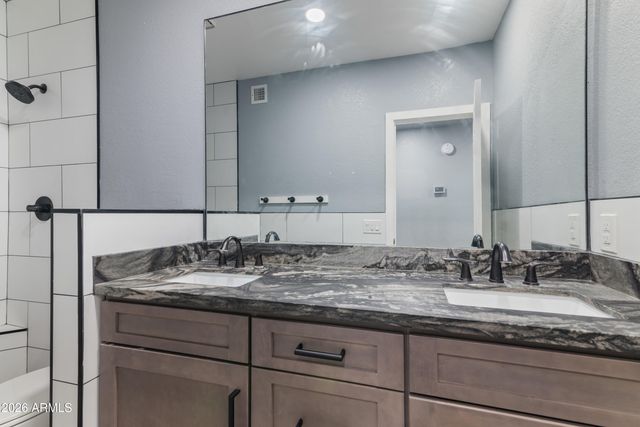 12332 N 71ST Lane, Peoria, AZ 85381