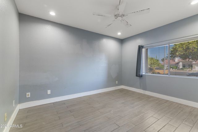 12332 N 71ST Lane, Peoria, AZ 85381