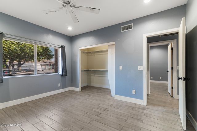 12332 N 71ST Lane, Peoria, AZ 85381